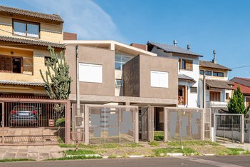 house em Claudio da Silva Pinto, Espírito Santo - Porto Alegre - RS
