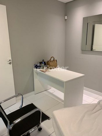 office em Avenida Cristóvão Colombo, Auxiliadora - Porto Alegre - RS