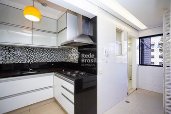 apartment em AOS 8, Área Octogonal - Brasília - DF