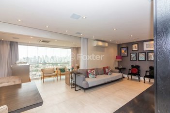 apartment em Rua Doutor Dolzani, Jardim da Glória - São Paulo - SP