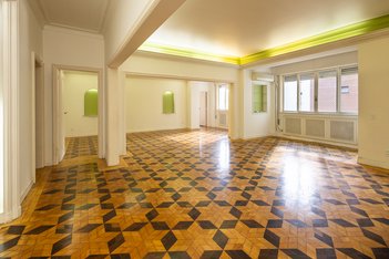 apartment em Rua Jardim Cristofel, Independência - Porto Alegre - RS
