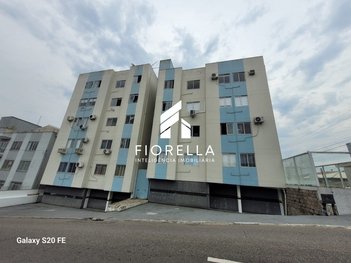 apartment em Rua Antônio Luiz Medeiros, Barreiros - São José - SC