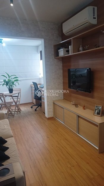 apartment em Rua Marina Sirângelo Castello, Jardim Itu - Porto Alegre - RS