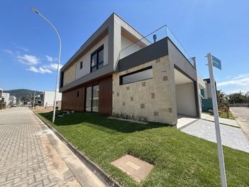 house em Avenida Wilson Castelo Branco, Beira Rio - Biguaçu - SC