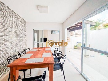 house em Rua Yolanda Mahalyi, Condomínio Residence Club - Jacareí - SP
