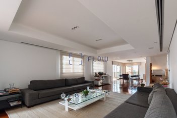 apartment em Avenida Chibarás, Moema - São Paulo - SP