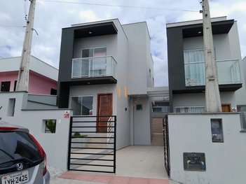house em Rua Elvira Ruschel Fett, Potecas - São José - SC