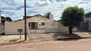 house em Rua das Goiabeiras, Jardim Jacarandás - Sinop - MT