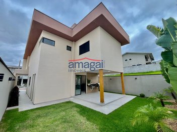 house em Rua Avelino Alves, Condomínio Residencial Fogaça - Jacareí - SP