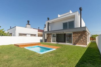 house em Avenida Adolfo Fetter, Laranjal - Pelotas - RS