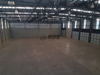 industrial em Viela Urga, Vila Nova Bonsucesso - Guarulhos - SP