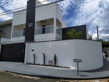 house em Avenida Cuiabá, Jardim Bom Clima - Votuporanga - SP