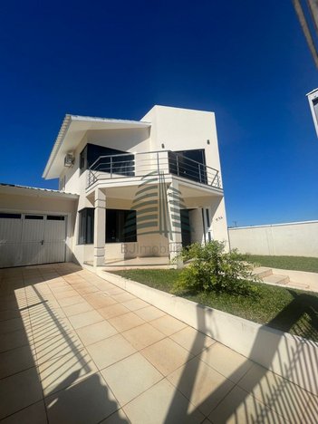 house em Rua Benjamin Constant, Centro - Santiago - RS
