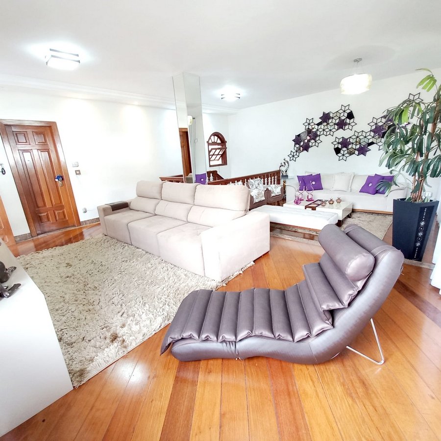 Casa com 5 quartos — Santa Branca, Belo Horizonte