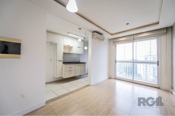 apartment em Rua Teotônia, Camaquã - Porto Alegre - RS