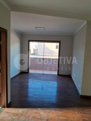 apartment em Rua José Carrijo, Santa Mônica - Uberlândia - MG