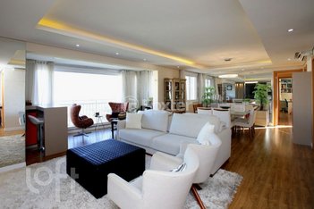 apartment em Avenida Túlio de Rose, Jardim Europa - Porto Alegre - RS