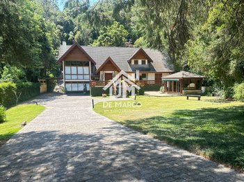 house em Rua Colinas do Capivari, Alto do Capivari - Campos do Jordão - SP