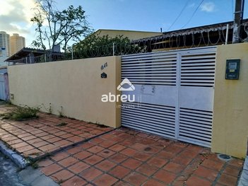 house em Rua Santa Clara, Candelária - Natal - RN