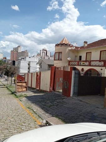 Cômodo Condomínio