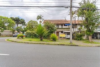 house em Rua Coronel João Guilherme Guimarães, Mercês - Curitiba - PR