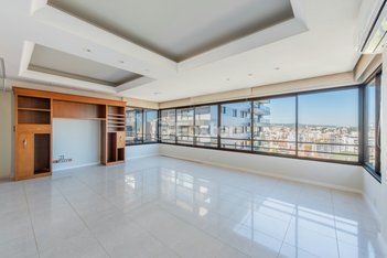 apartment em Rua Cônego Viana, Rio Branco - Porto Alegre - RS
