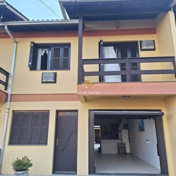house em Rua Ângelo Bonetto, Ana Rech - Caxias do Sul - RS