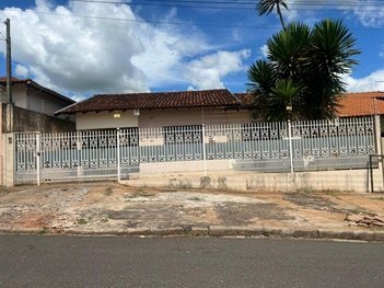 house em Rua Altino da Silva Azeredo, Jardim Alvorada do Sul - Paranavaí - PR