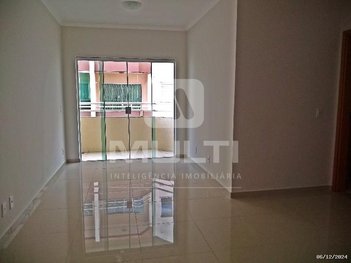 apartment em Rua Almirante Barroso, Tubalina - Uberlândia - MG