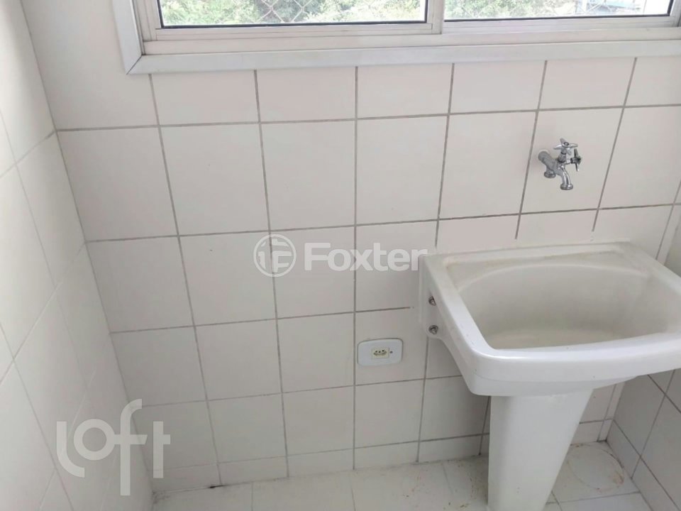 076022ef