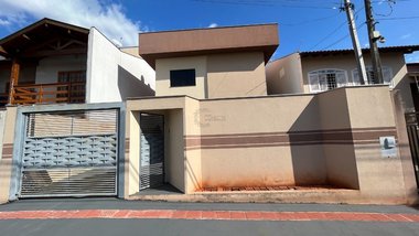 house em Rua Professora Delvina Borges, Universitário - Londrina - PR