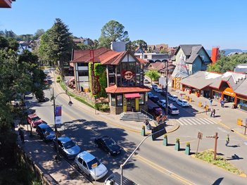 apartment em Avenida Borges de Medeiros, Centro - Gramado - RS