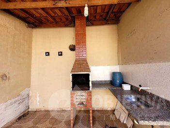 house em Rua Bernardo de Vasconcelos, Pampulha - Uberlândia - MG