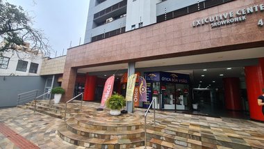 business em Rua Senador Souza Naves, Centro - Londrina - PR