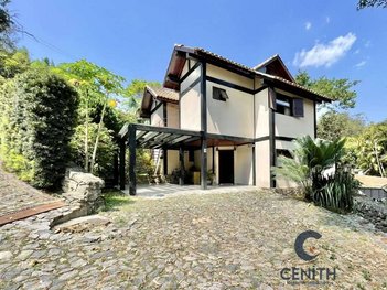 house em Rua Três Rios, Chácara Santa Lúcia dos Ypes - Carapicuíba - SP