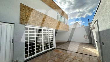 house em Avenida Ulhoa Cintra, Centro - Piracicaba - SP