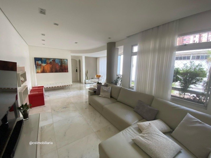 Apartamento com 4 quartos — Santo Agostinho, Belo Horizonte