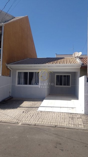 house em Rua Dilermando Pereira de Almeida, Pinheirinho - Curitiba - PR
