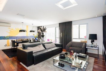 apartment em Rua José Cadilhe, Água Verde - Curitiba - PR