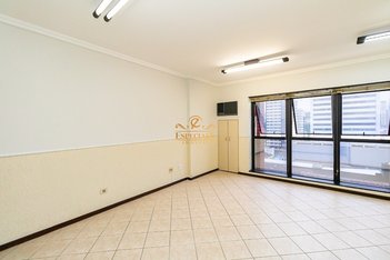 office em Rua João Negrão, Centro - Curitiba - PR