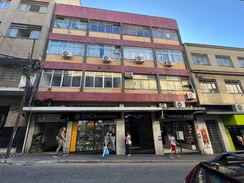 office em Rua Doutor Mário Ramos, Centro - Barra Mansa - RJ