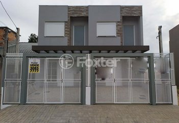 house em Rua Doutor Cláudio Walter Ferreira da Silva, Guarujá - Porto Alegre - RS