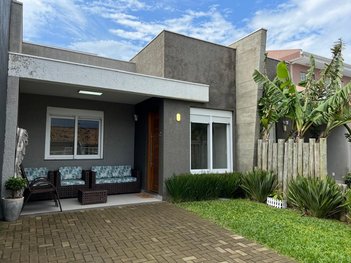 house em Rua Dálias, Rainha do Mar - Xangri-Lá - RS