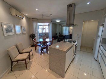 apartment em Avenida Advogado Horácio Raccanello Filho, Zona 07 - Maringá - PR