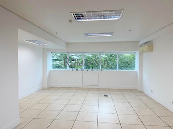 office em Rua Doutor Luiz Migliano, Jardim Caboré - São Paulo - SP