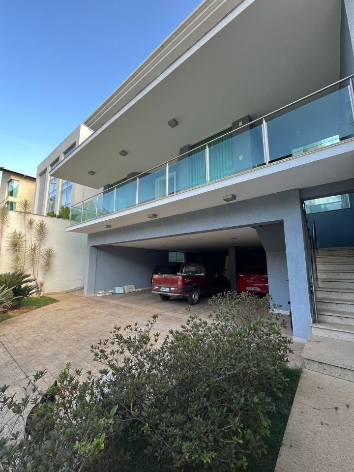 Casa com 4 quartos — Paquetá, Belo Horizonte