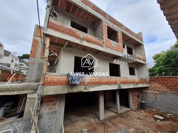 house em Rua Jaime Balão, Hugo Lange - Curitiba - PR