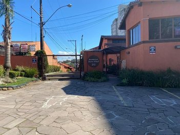 house em Dom Vital, Glória - Porto Alegre - RS