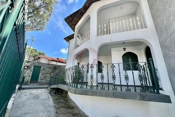 house em Rua Doutor Jefferson de Oliveira, Santa Amélia - Belo Horizonte - MG