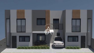 house em Rua Arapoti, Sítio Cercado - Curitiba - PR